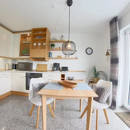 Haus Borkum De Luette Stuuv 아파트 *